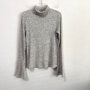 Dolan‎ Turtleneck M Ribbed Knit Gray Bell Cuff Pullover Soft Sweater Boho Trendy